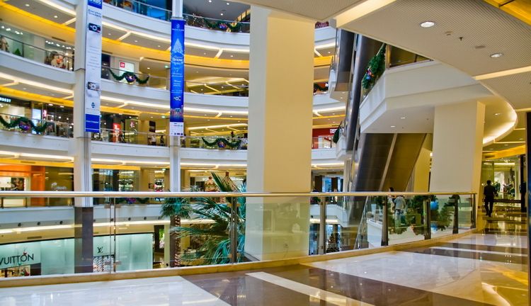 商場(chǎng) 商場(chǎng)